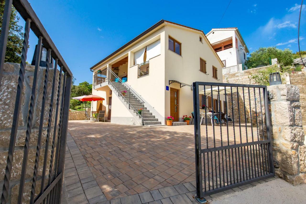 Apartments Linda Sestrunj Экстерьер фото